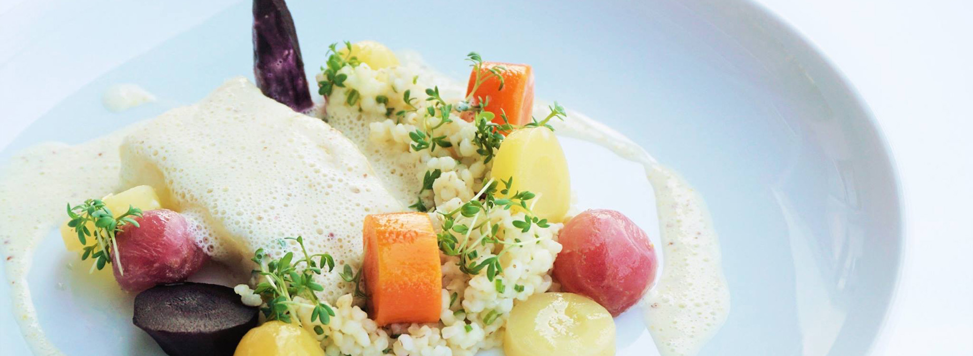Catering bei einer Hochzeitsfeier im elbdeck